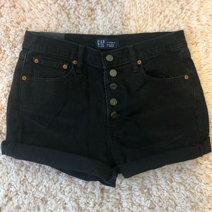 Gap High Waisted Black Shorts 6/28" - NEW